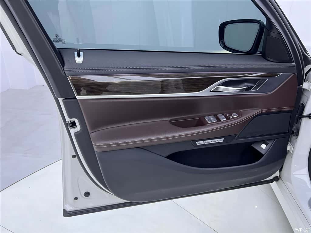 BMW 7 Series, 2018 17