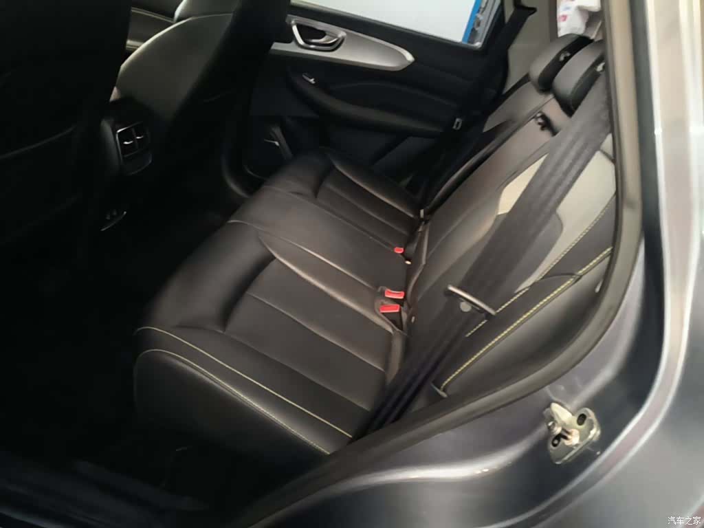 Roewe RX5, 2021 17
