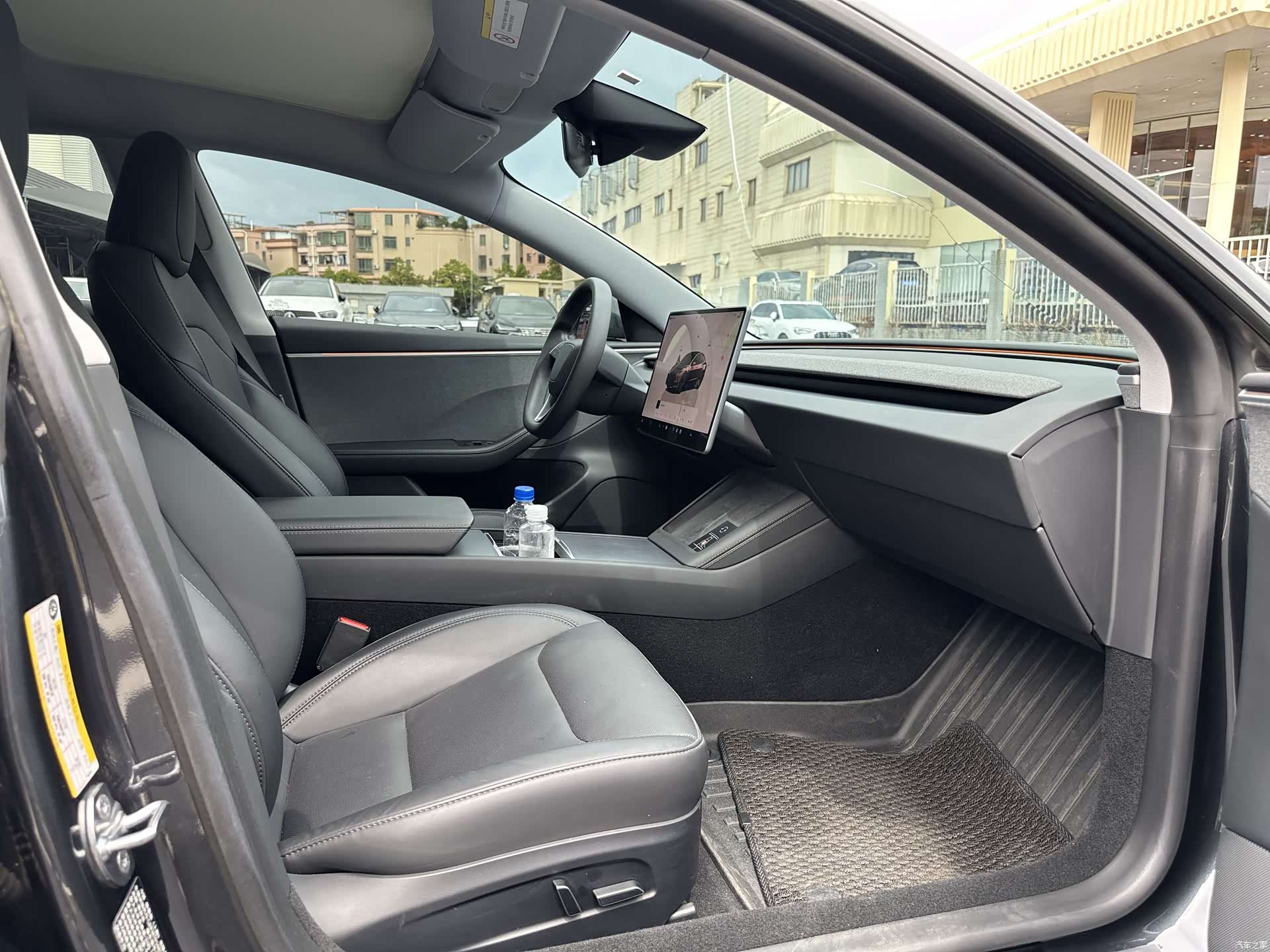 Tesla Model 3, 2024 8