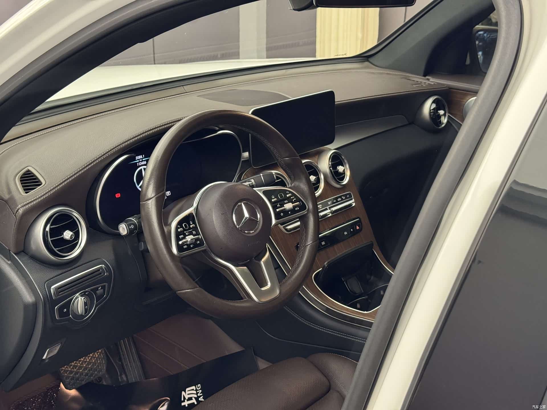 Mercedes-Benz GLC, 2019 4