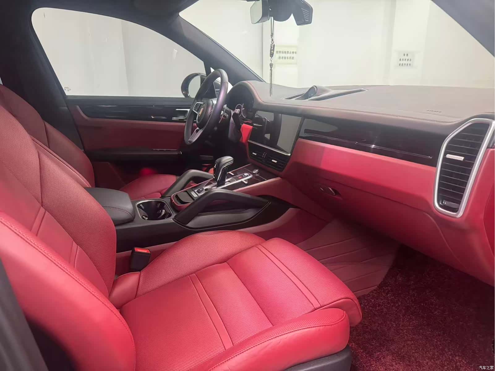 Porsche Cayenne, 2018 9