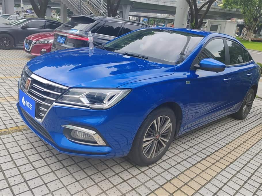 Roewe i5