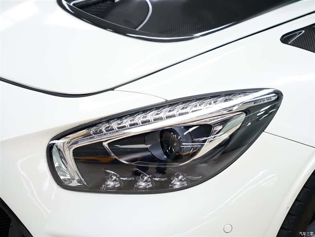 MG AMG, 2016 12