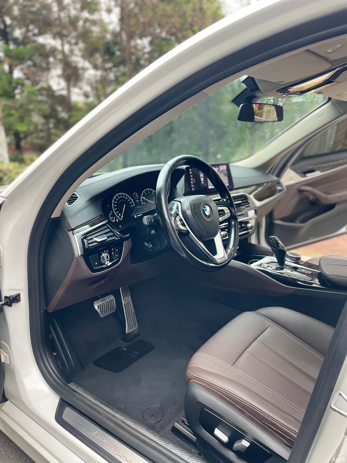 BMW 5 Series, 2019 19