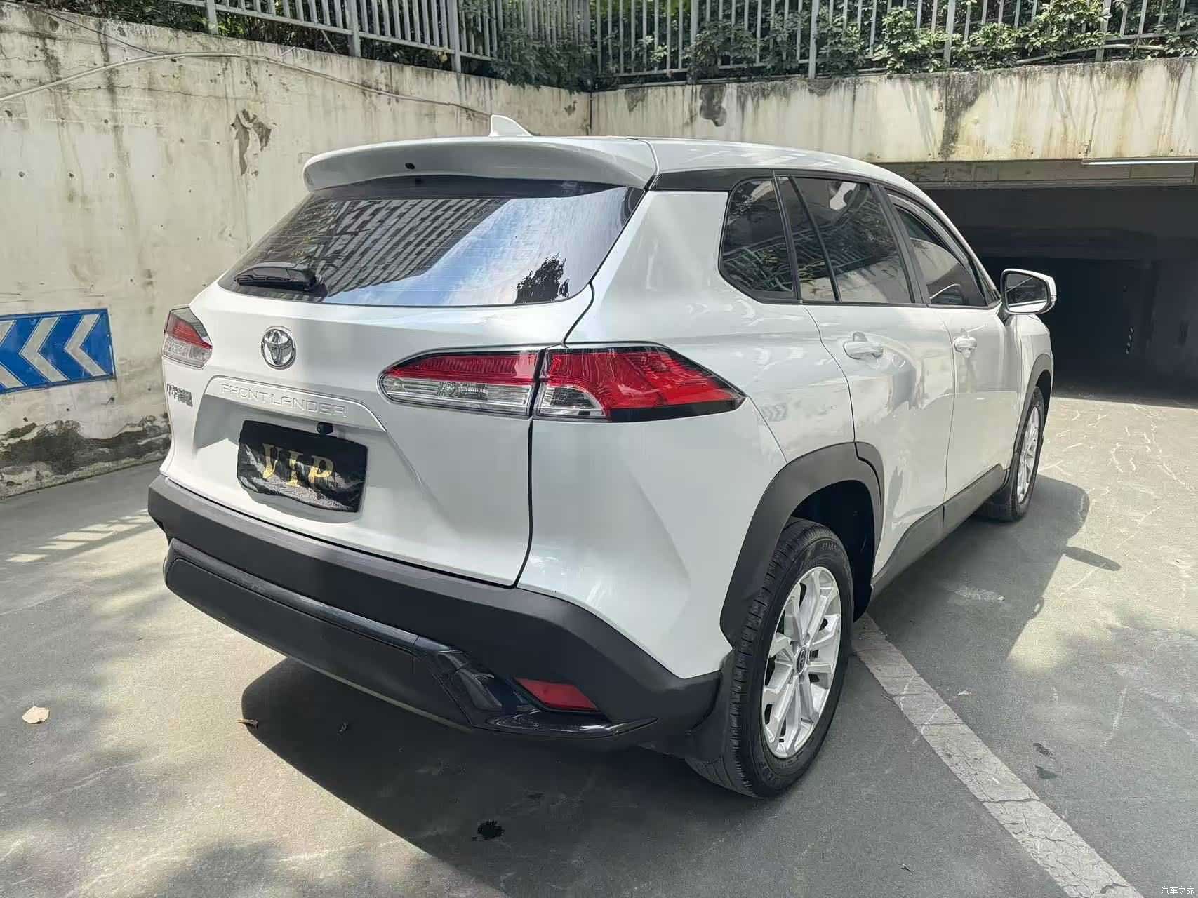 Toyota Frontlander, 2023 4