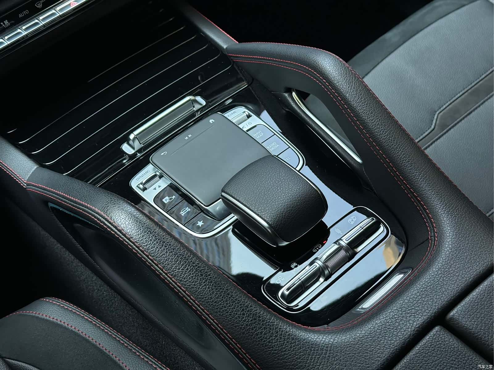 Mercedes-Benz GLE, 2021 13