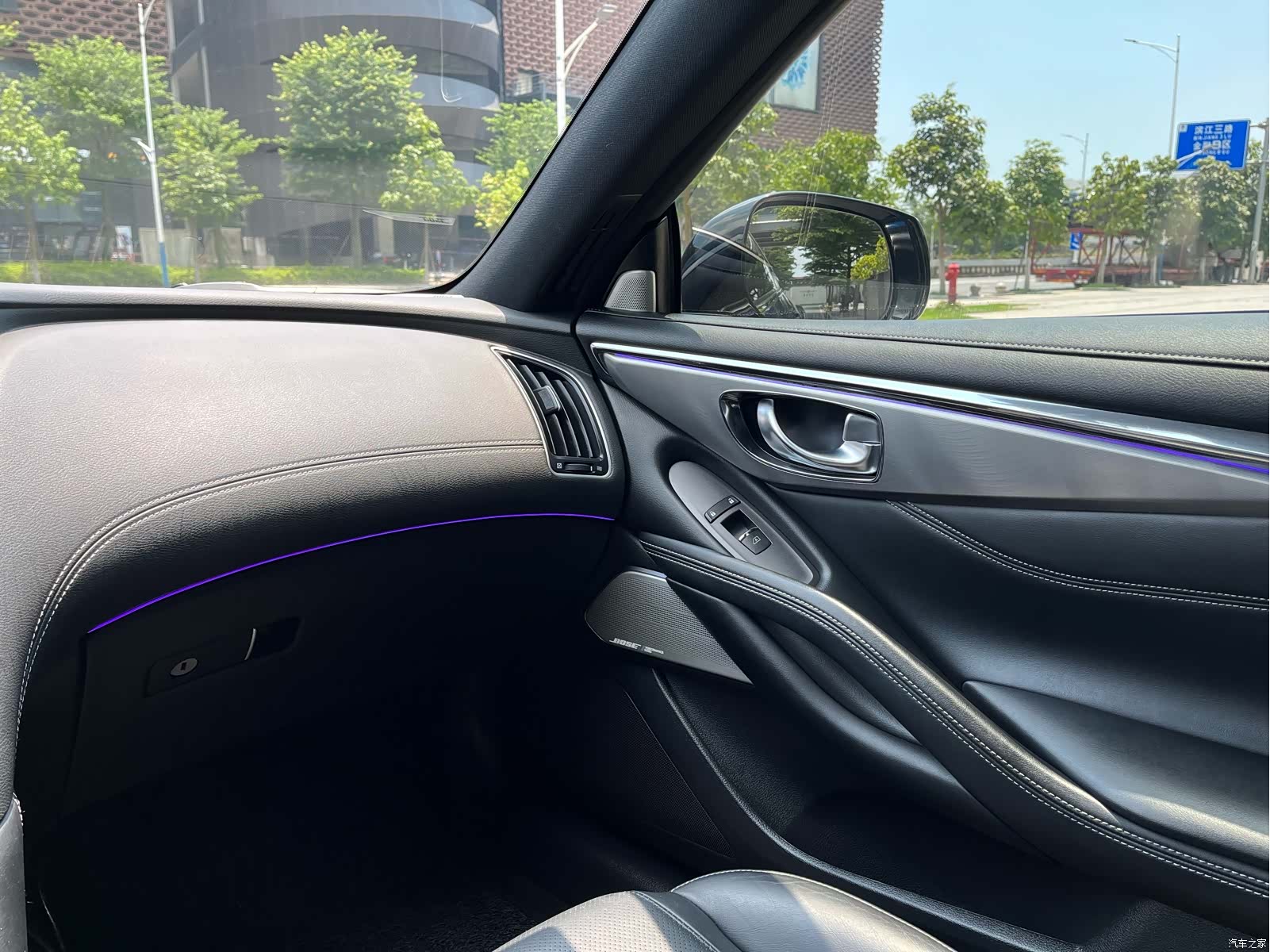 Infiniti Q60, 2019 18