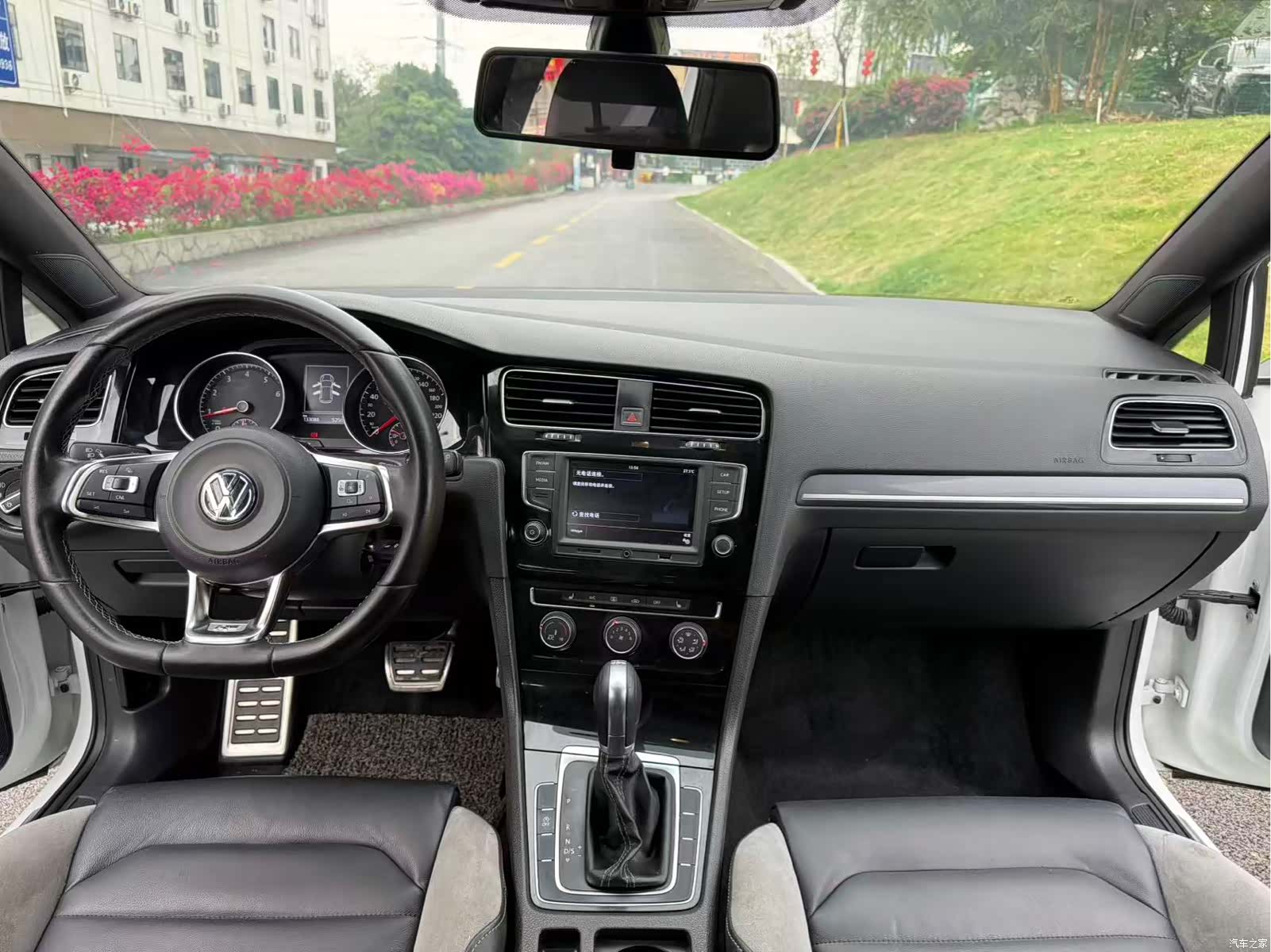 Volkswagen Golf, 2017 3