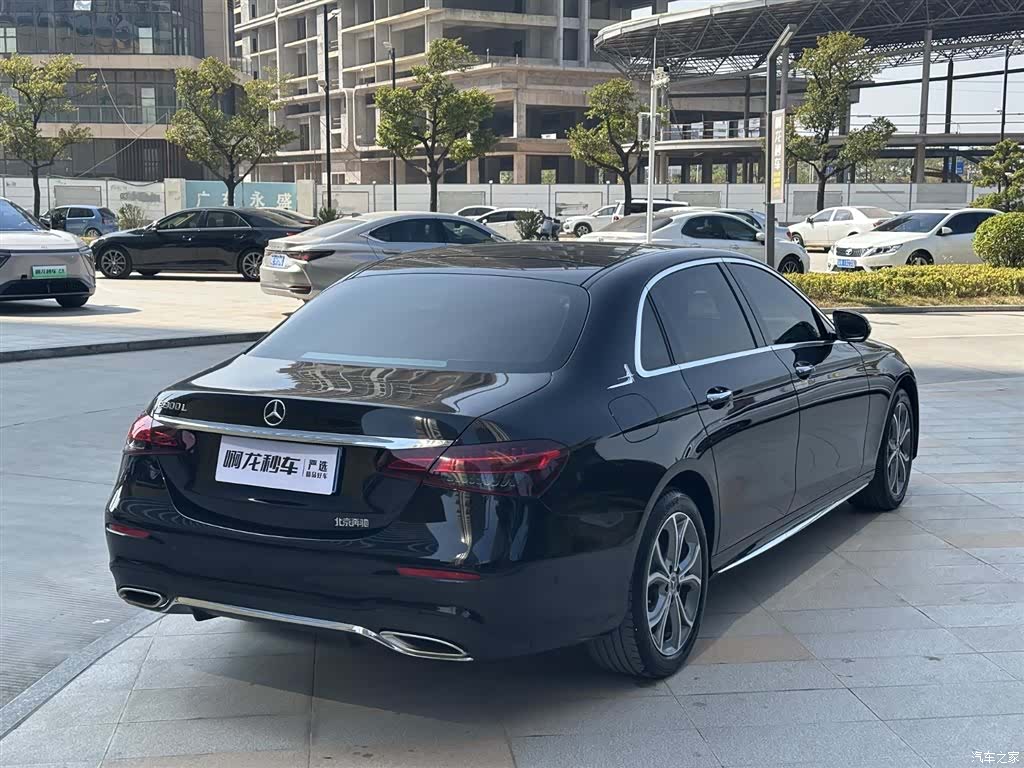 Mercedes-Benz E-Class, 2023 8