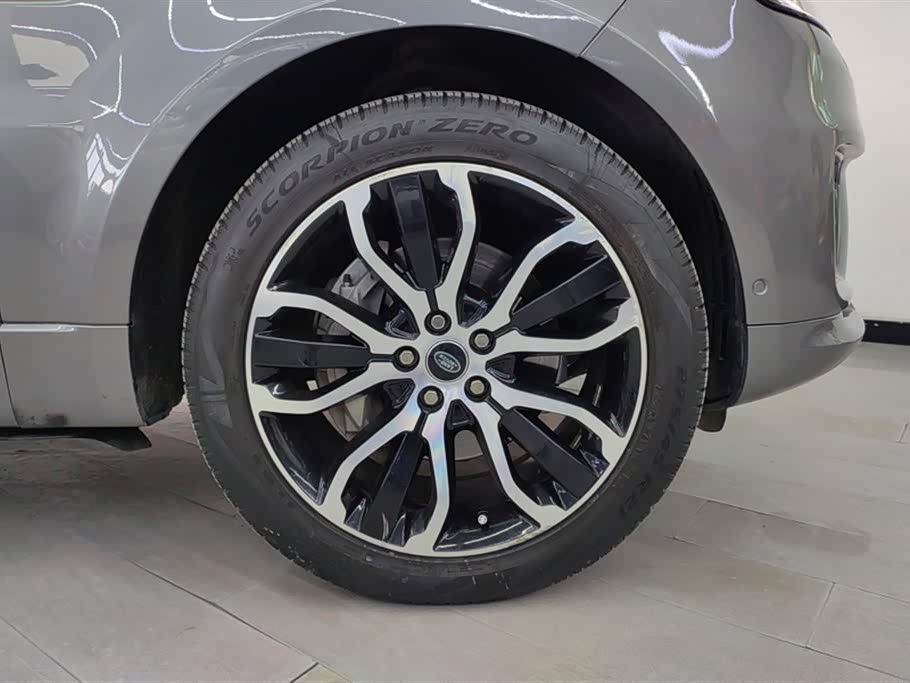 Land Rover Range Rover Sport Land Rover Range Rover Sport