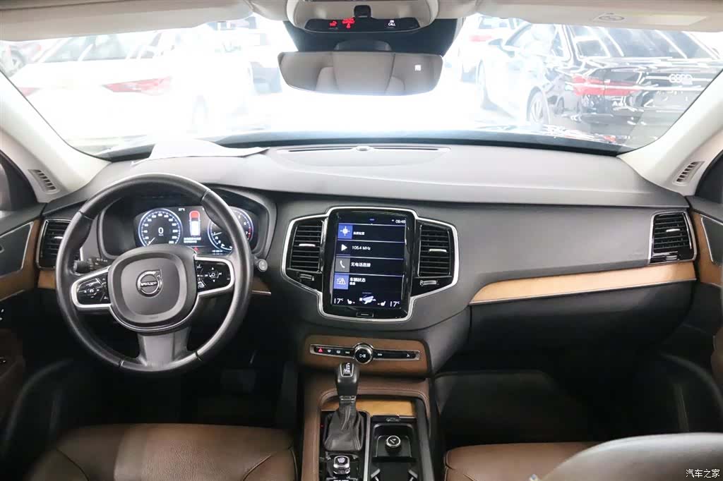 Volvo XC90, 2019 все фото