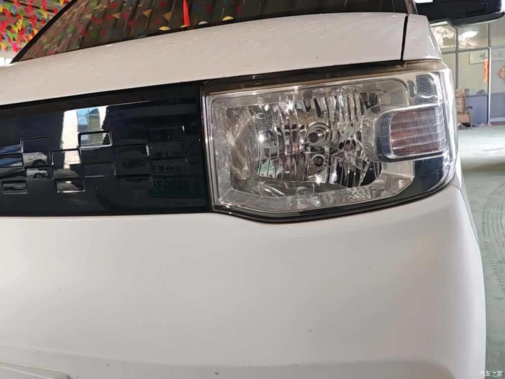 Wuling MINIEV, 2020 24