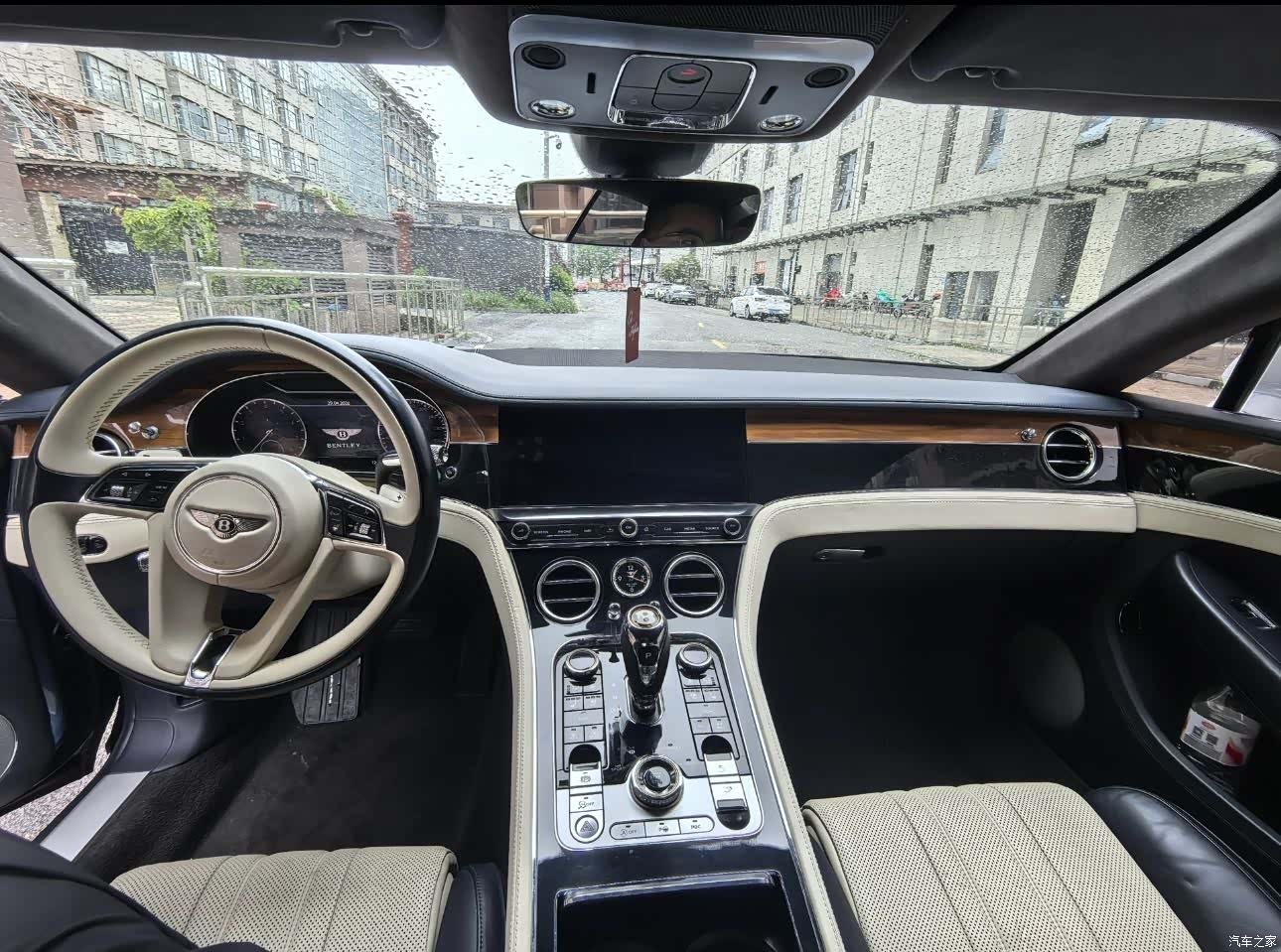 Bentley Continental GT, 2019 все фото