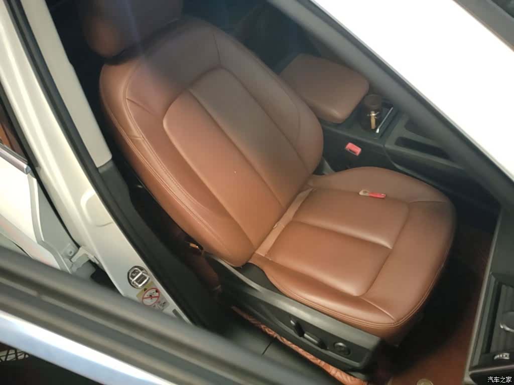 Audi Q5L, 2019 25