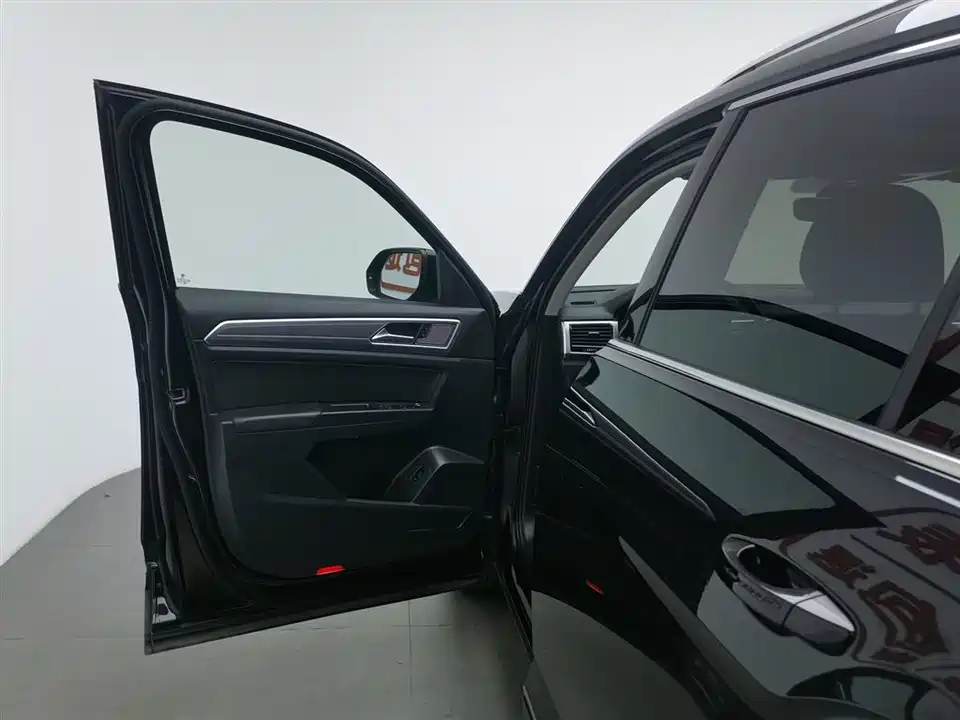 Volkswagen Tourang