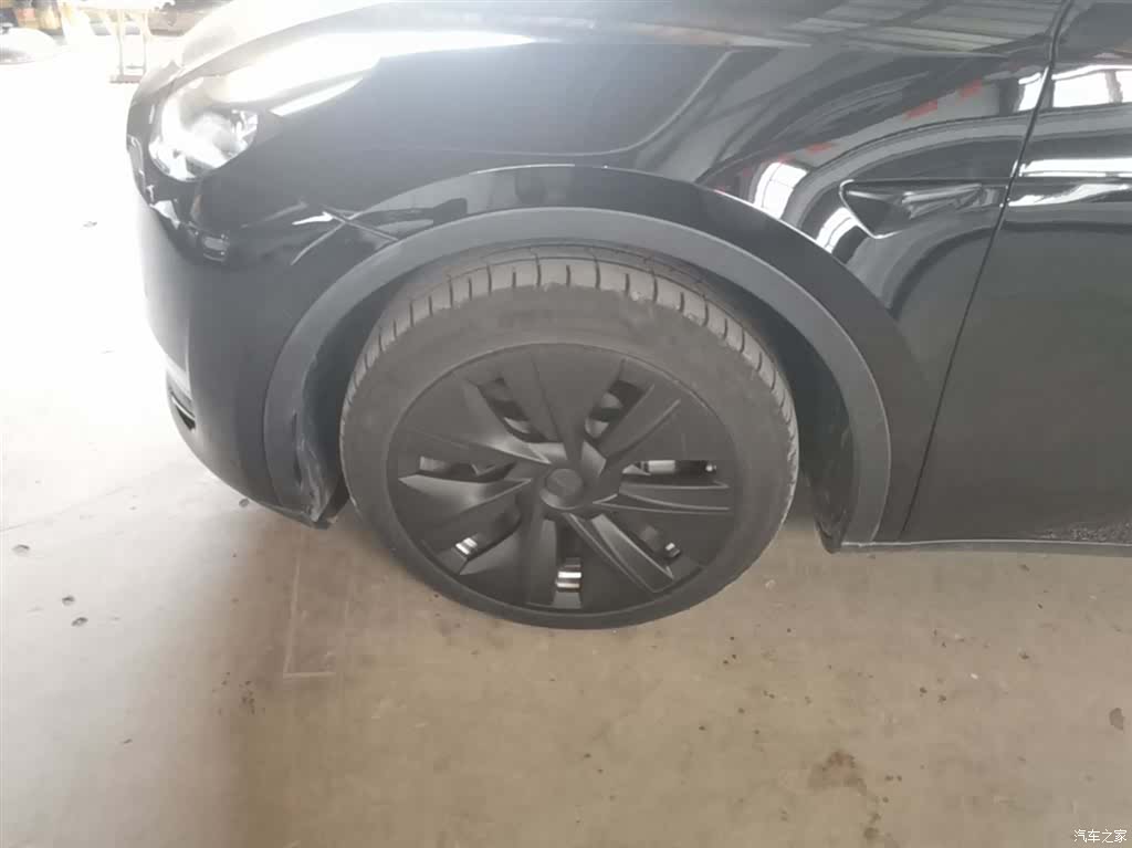 Tesla Model Y, 2022 23