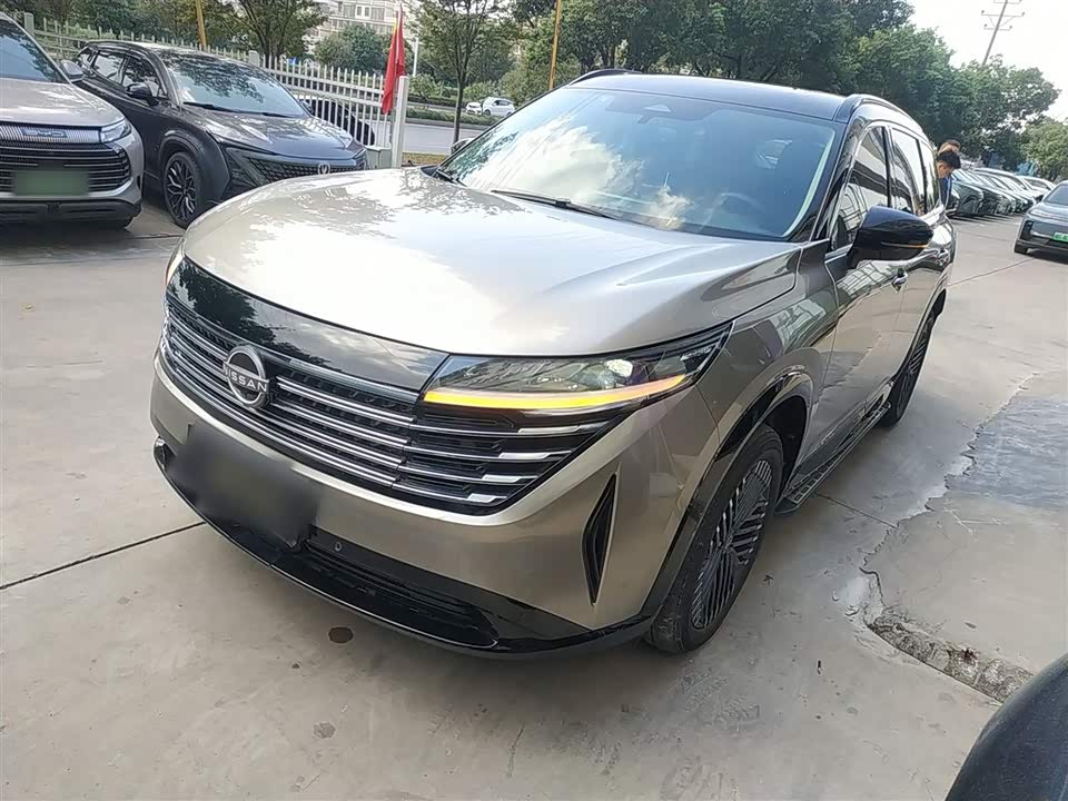 Nissan Exploring the land