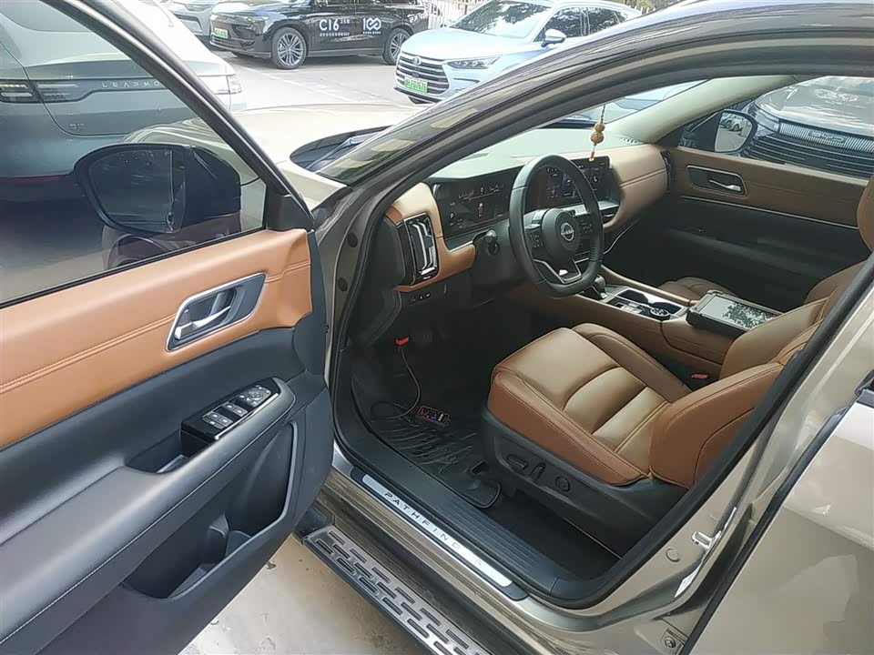 Nissan Exploring the land