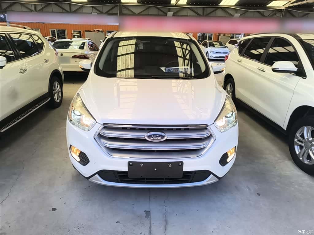 Ford Kuga, 2017 3