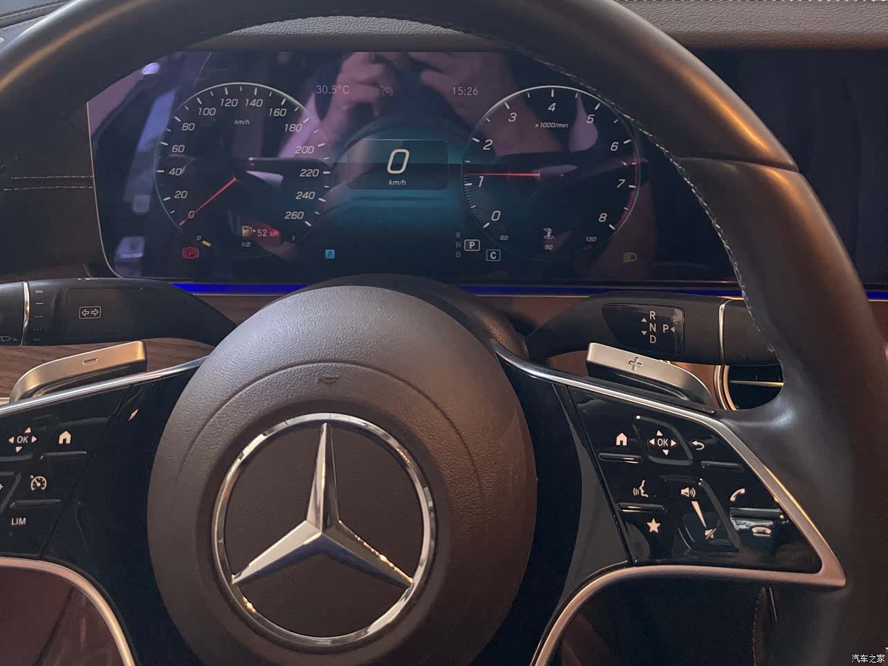 Mercedes-Benz E-Class, 2025 8