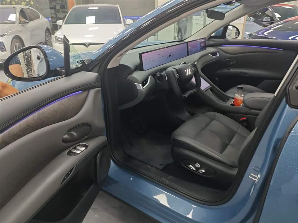 IM Motors Zhiji LS6 IM Motors Zhiji LS6