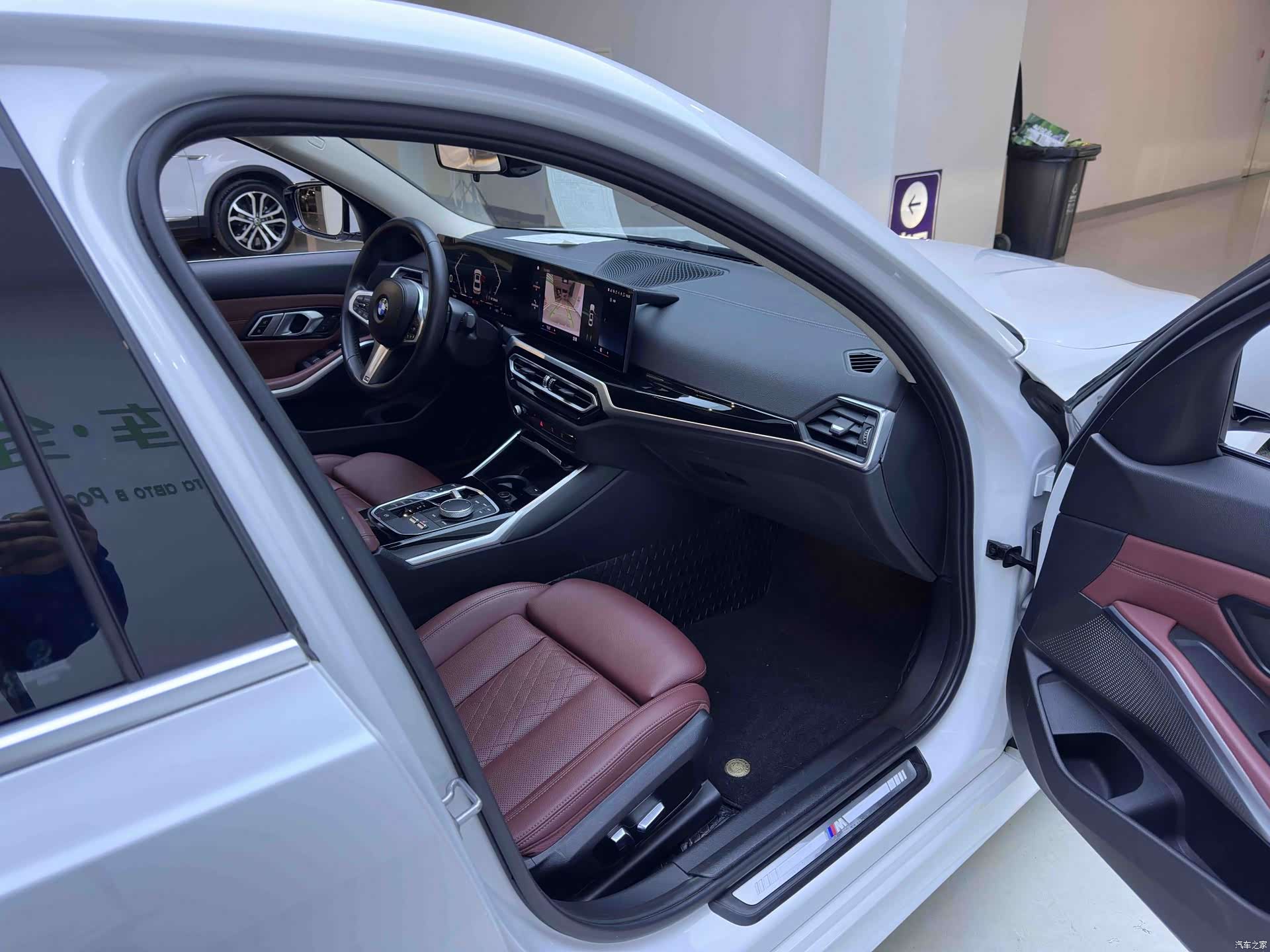BMW 3 Series, 2023 10