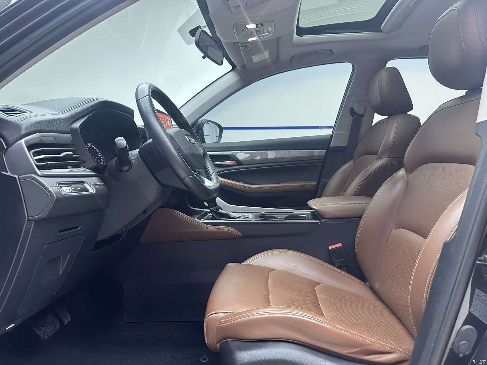 Geely X6, 2022 7
