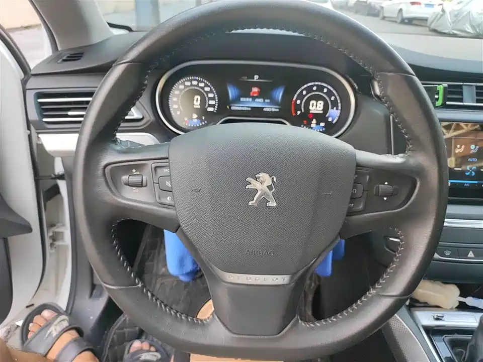 Peugeot 408 Peugeot 408