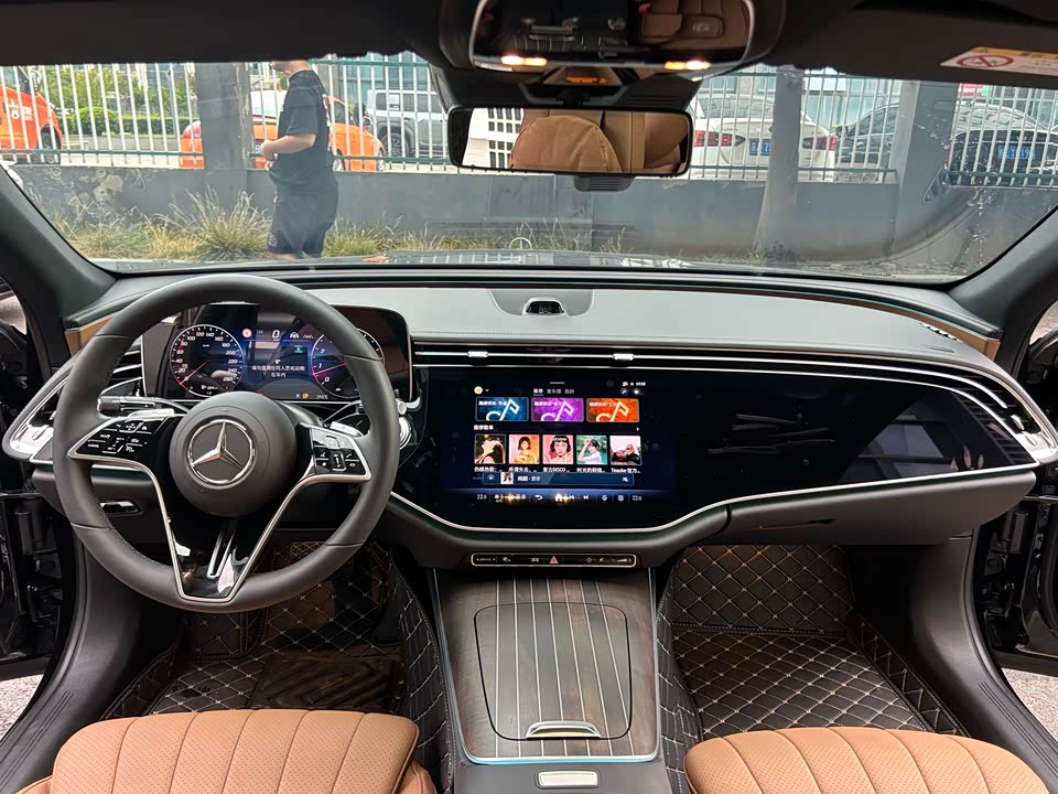 Mercedes-Benz E-class Mercedes-Benz E-class