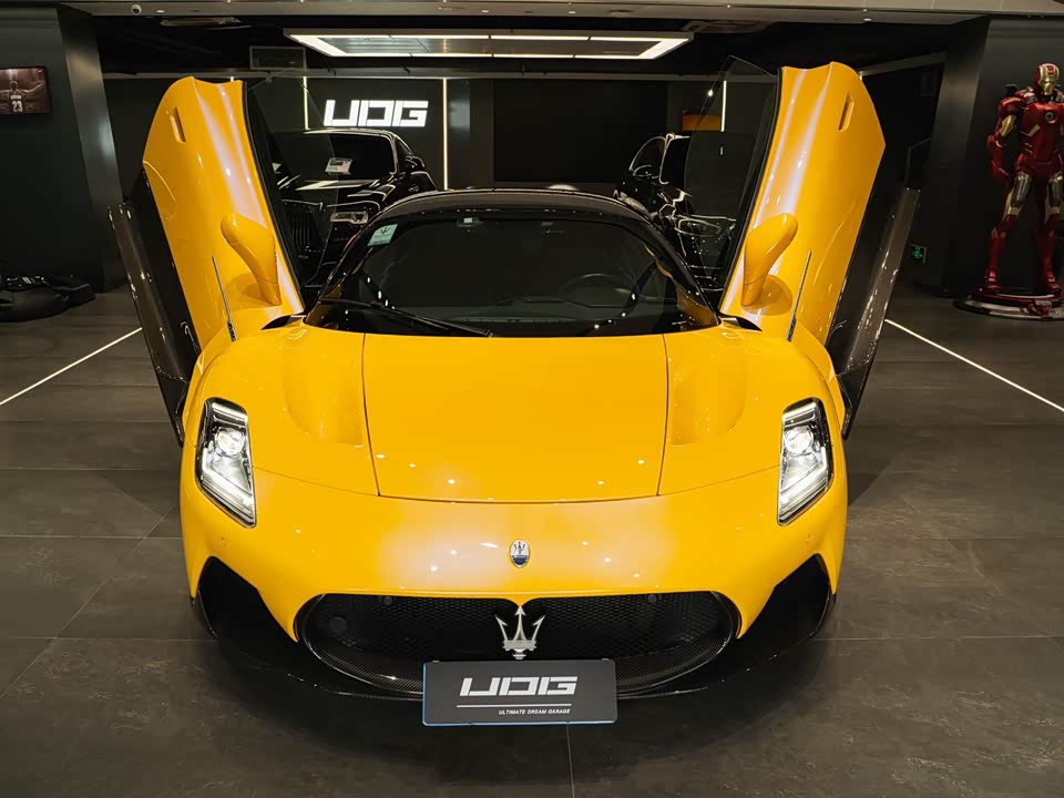 Maserati MC20