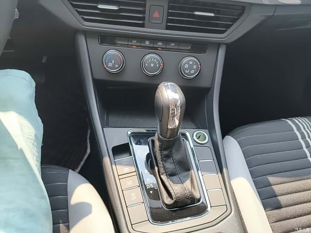 Volkswagen Bora, 2023 14