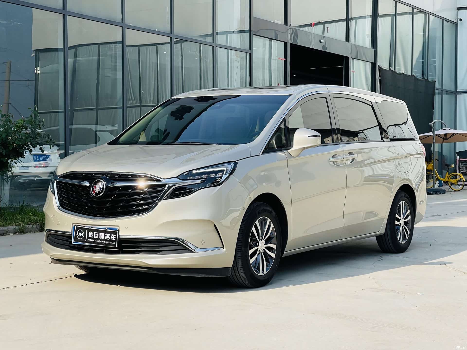 Buick GL8