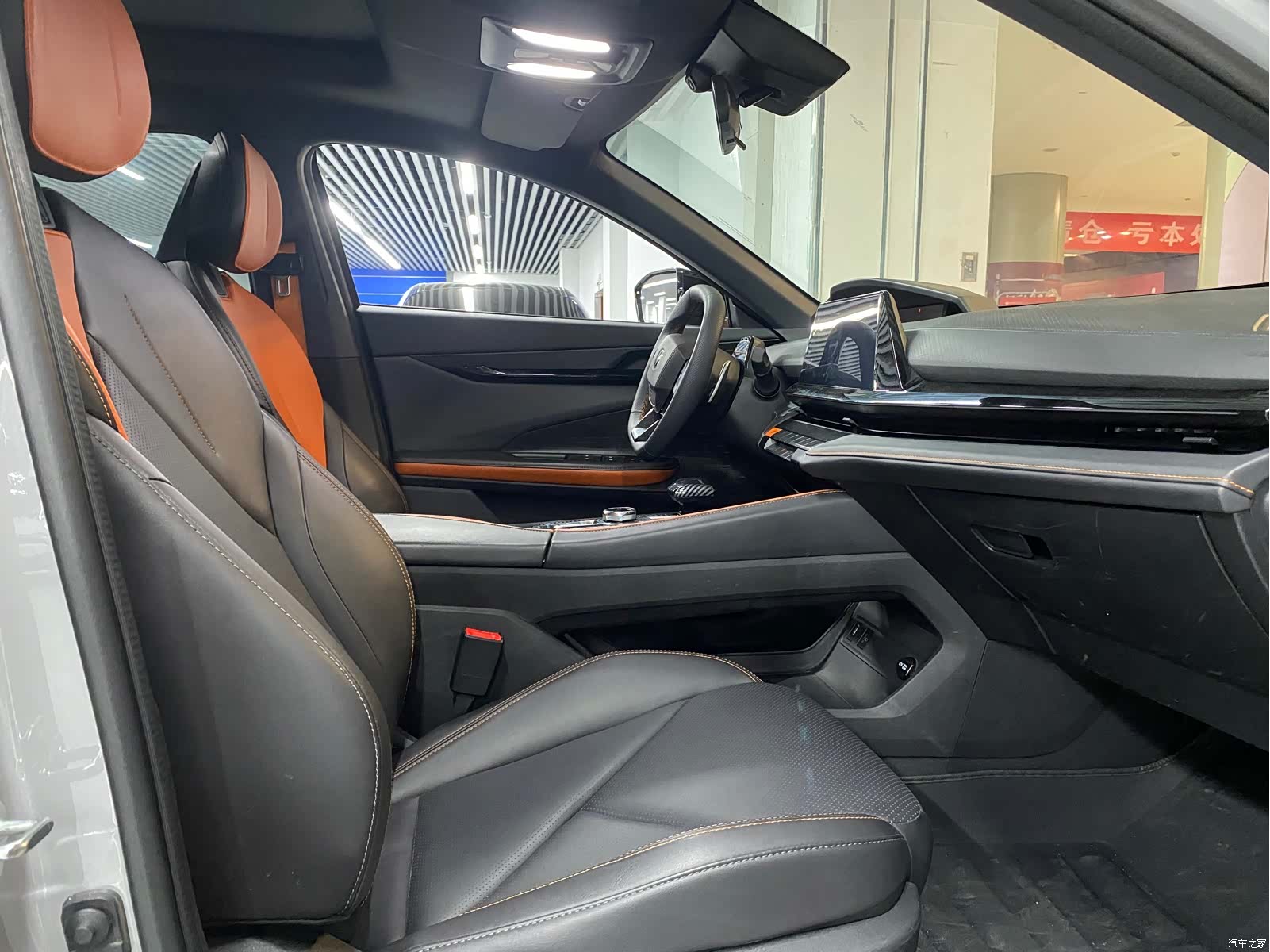 Changan UNI-V, 2023 8