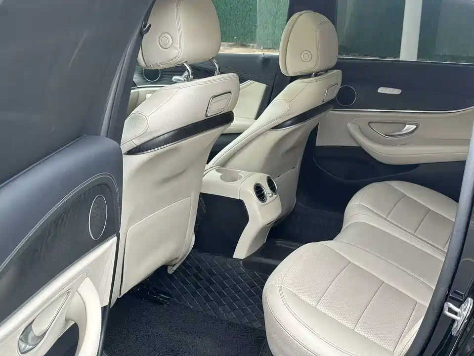 Mercedes-Benz E-class Mercedes-Benz E-class
