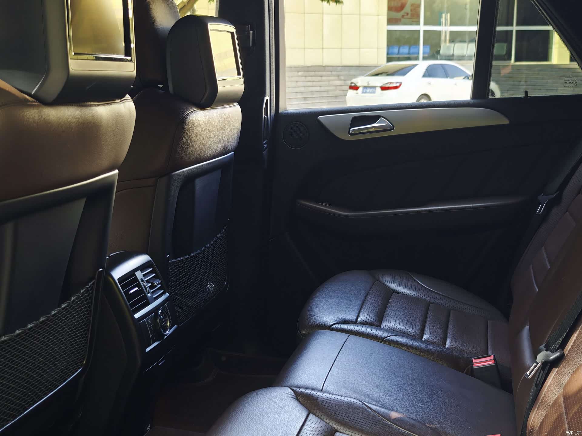 Mercedes-Benz M-Class AMG, 2014 16