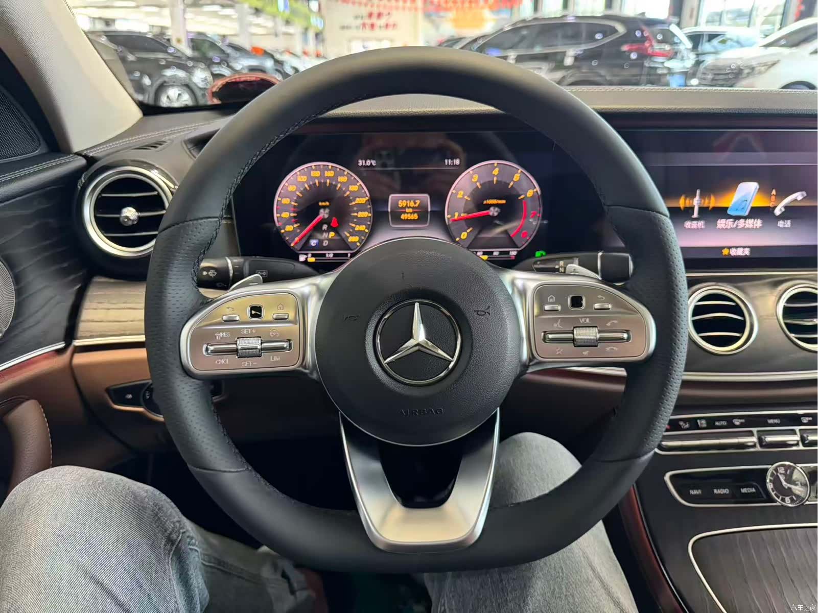 Mercedes-Benz E-Class, 2019 6