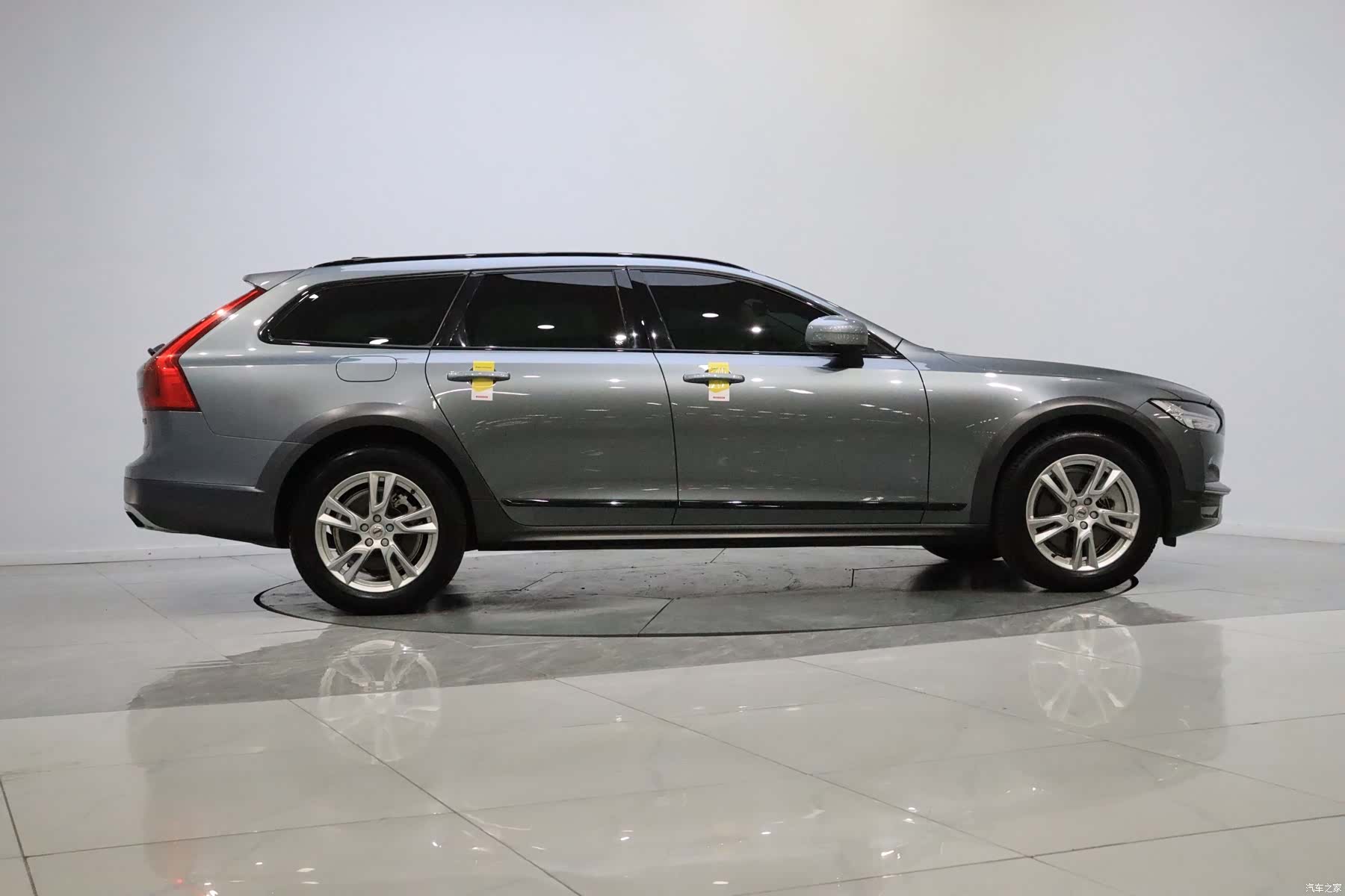 Volvo V90, 2019 8