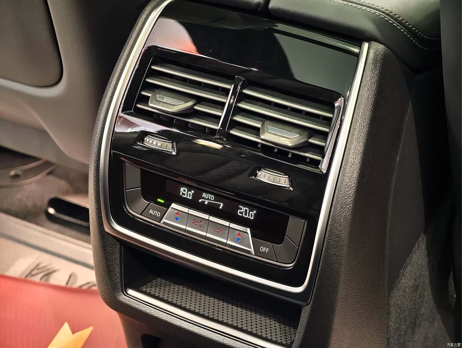 BMW X5, 2021 11