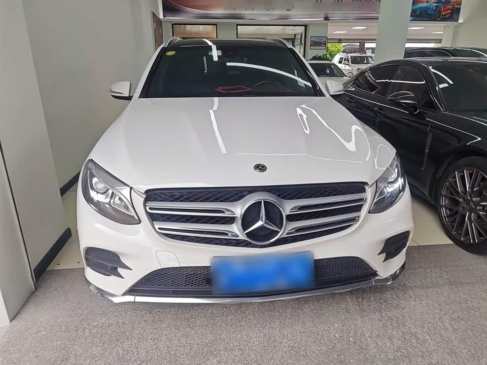 Mercedes-Benz GLC Mercedes-Benz GLC