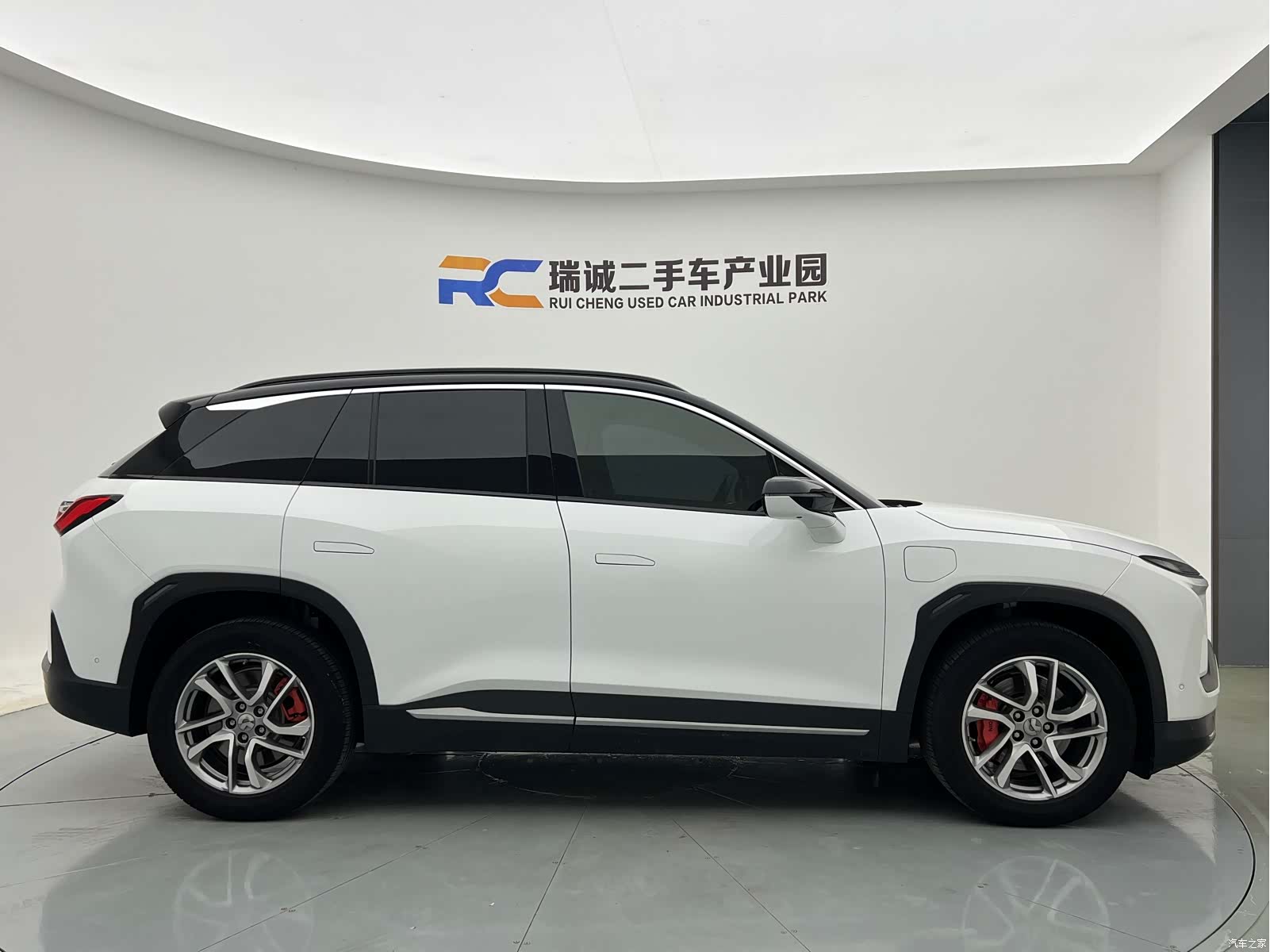 NIO ES6, 2022 3