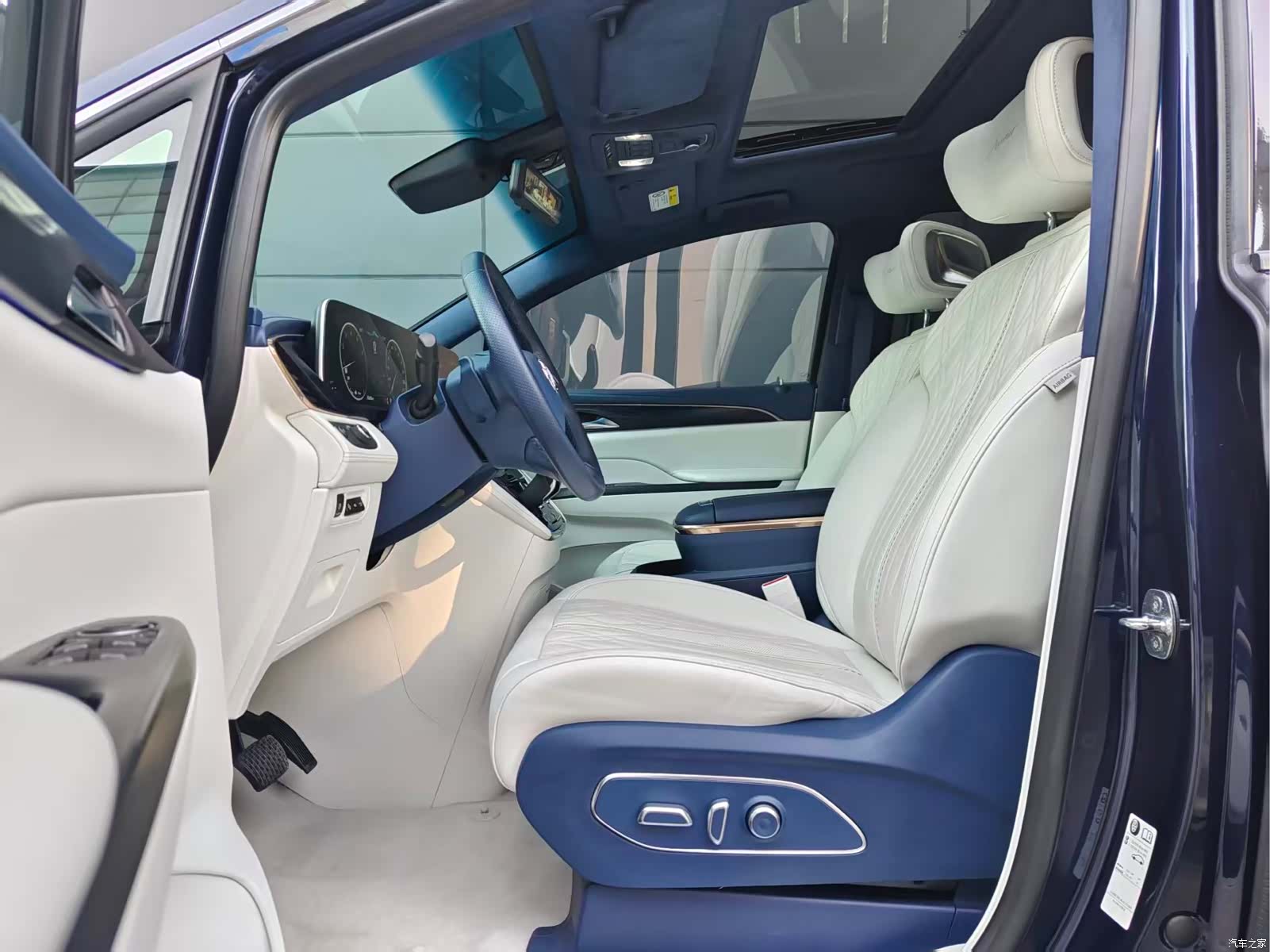 Buick GL8, 2020 7