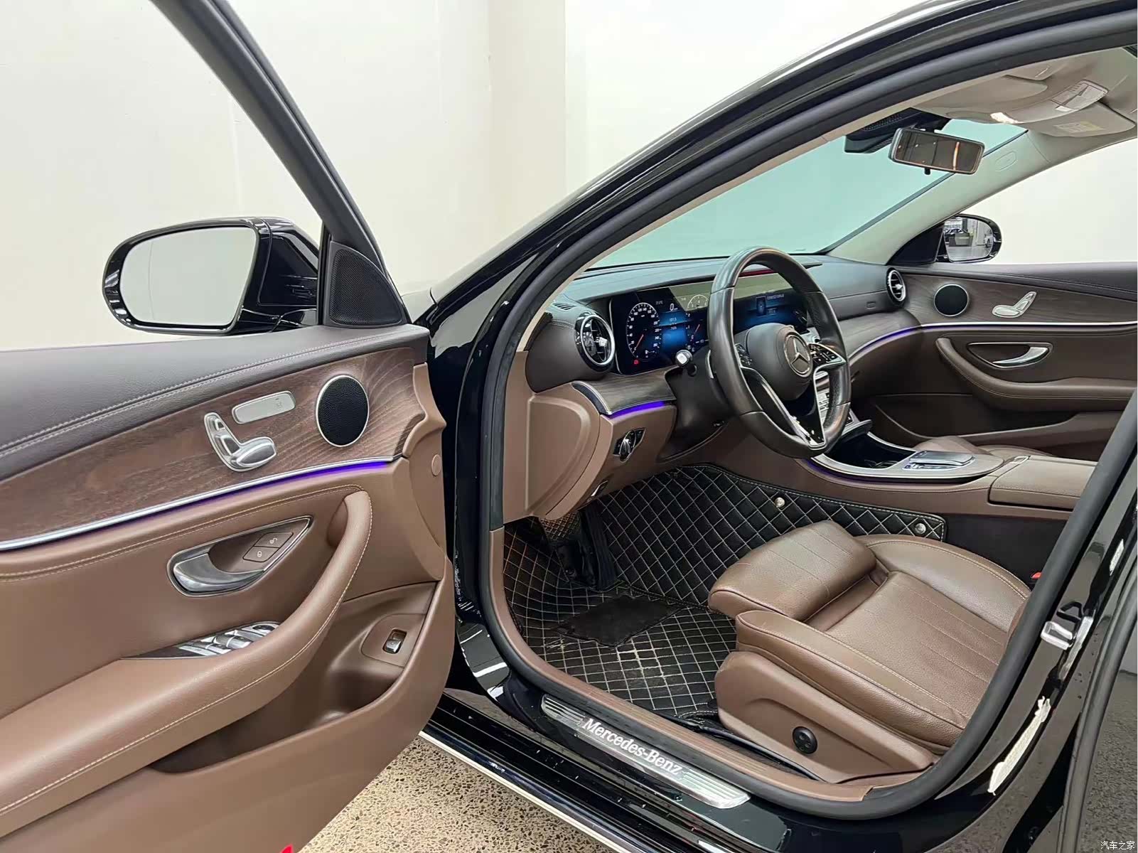 Mercedes-Benz E-Class, 2021 4