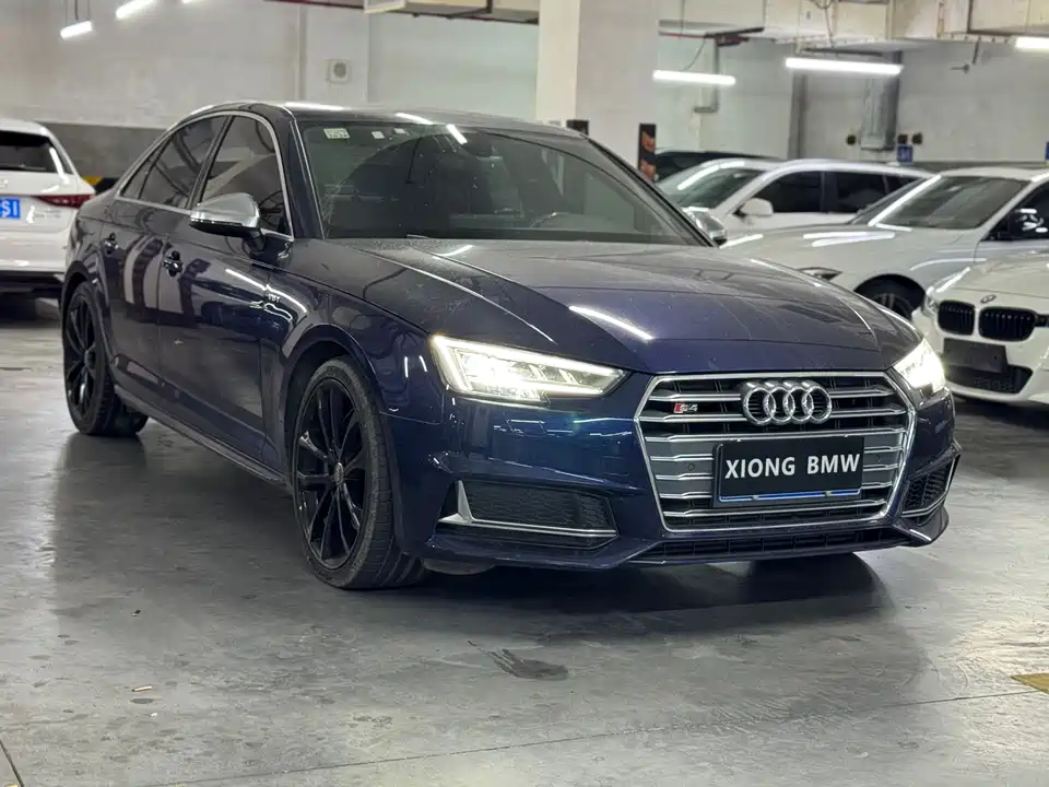 Audi S4