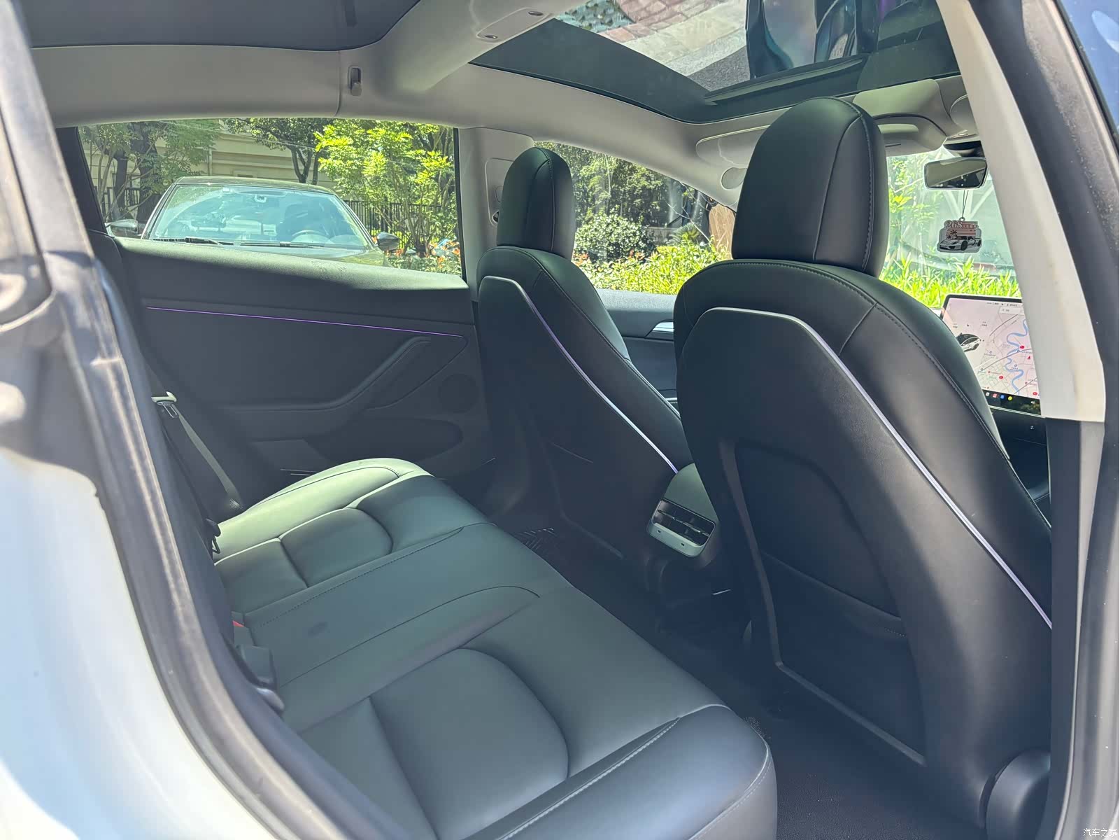 Tesla Model 3, 2021 16