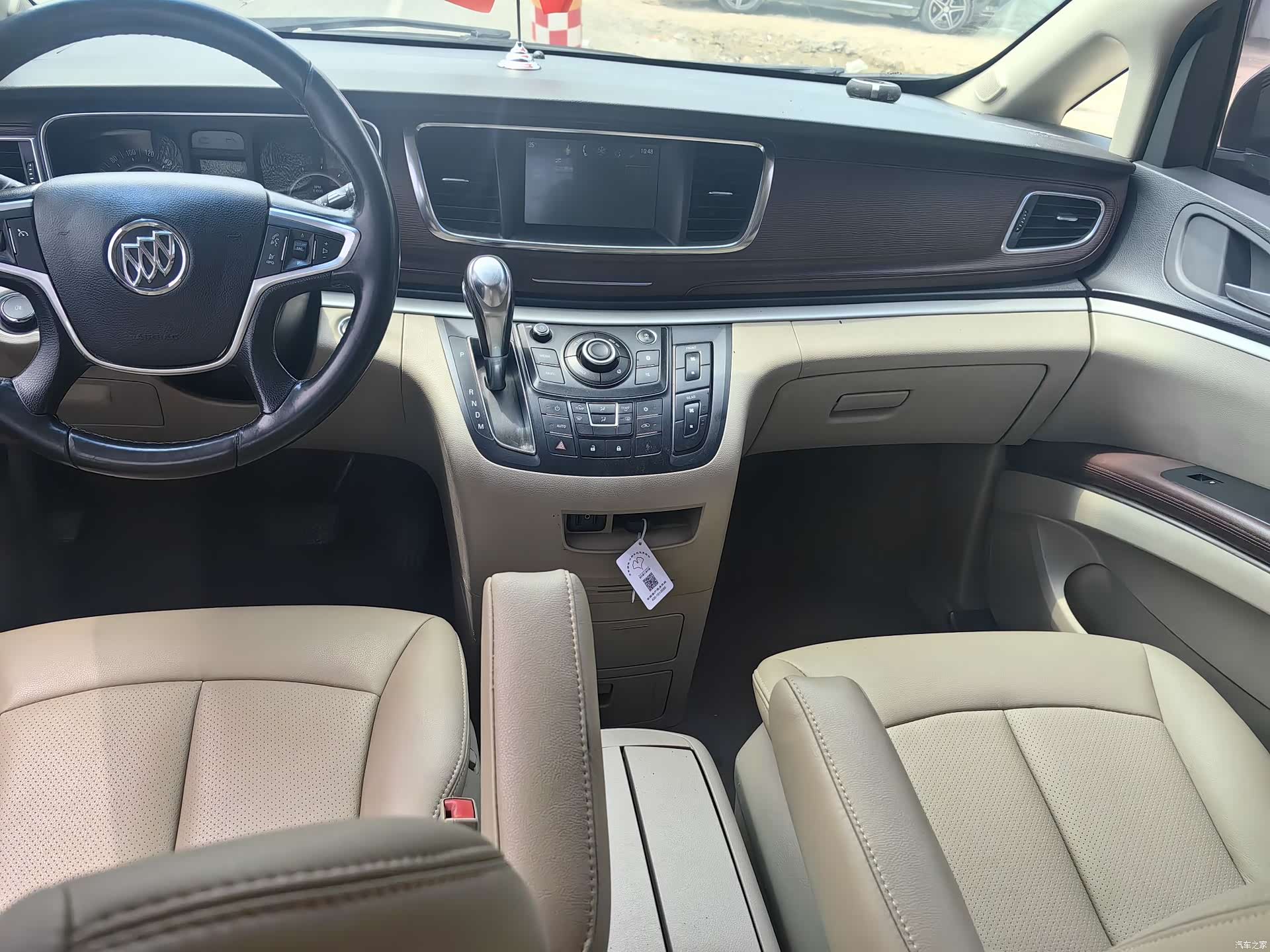 Buick GL8, 2017 все фото
