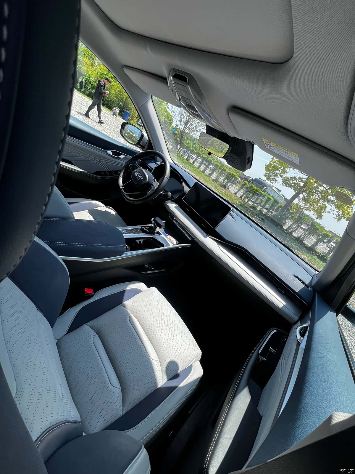 Geely Preface, 2022 14