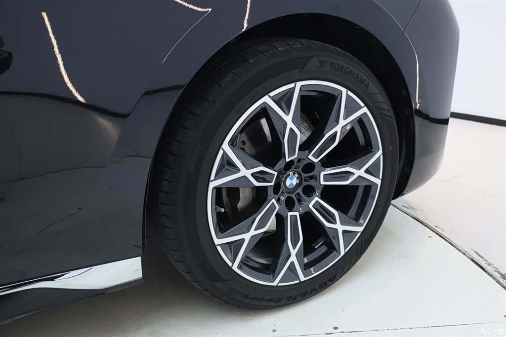 BMW 7 Series, 2024 13
