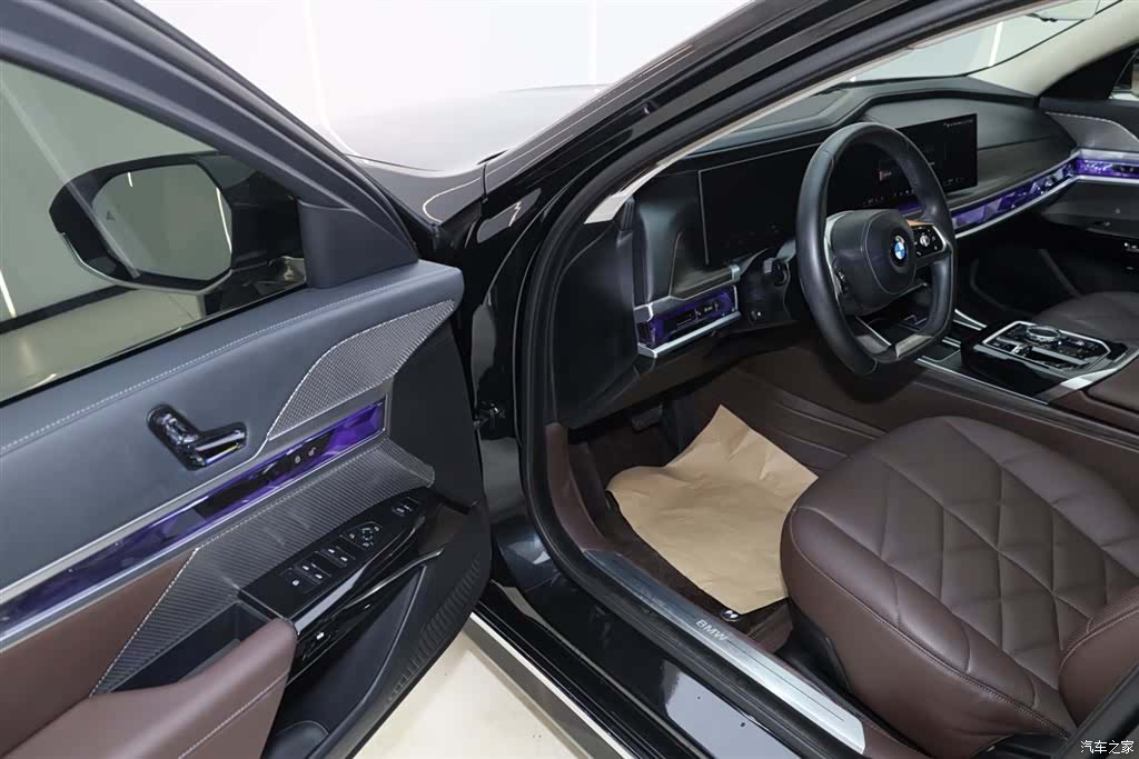 BMW 7 Series, 2024 16