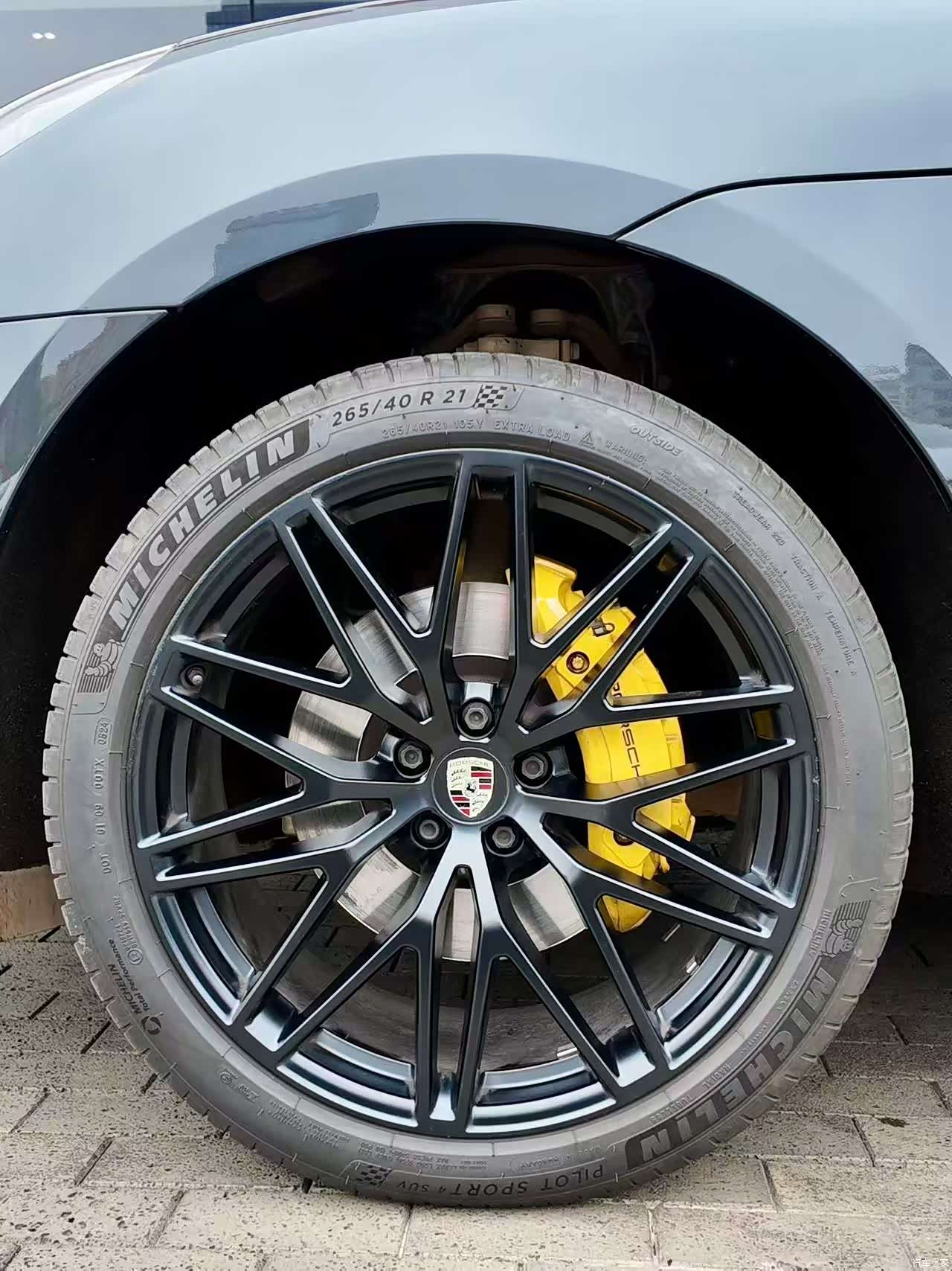 Porsche Macan, 2022 6