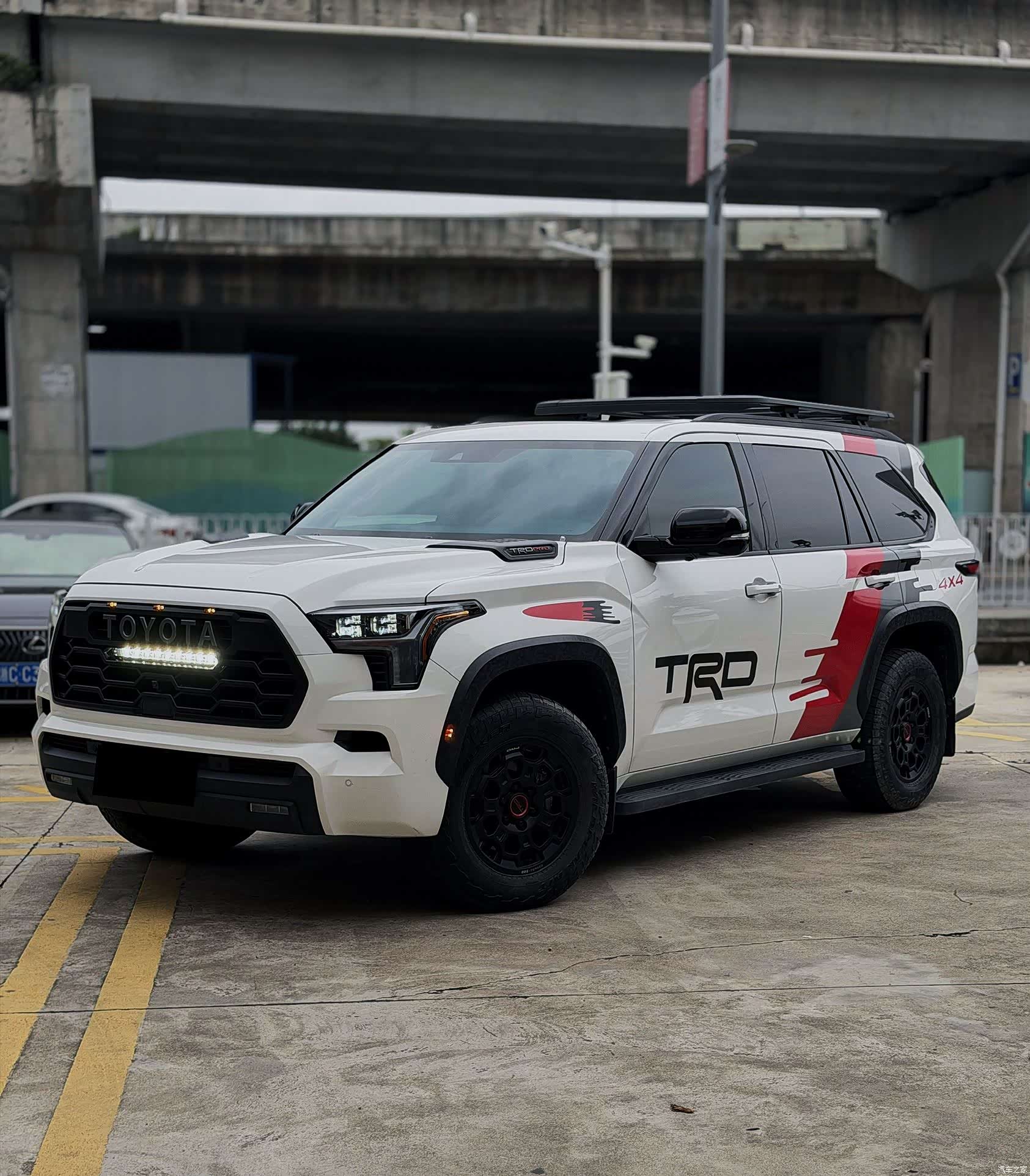 Toyota Sequoia